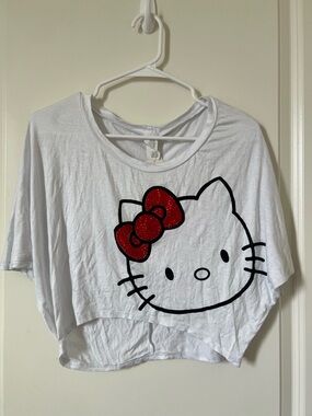 Hello Kitty White Cropped Tee with Red Glitter Bow